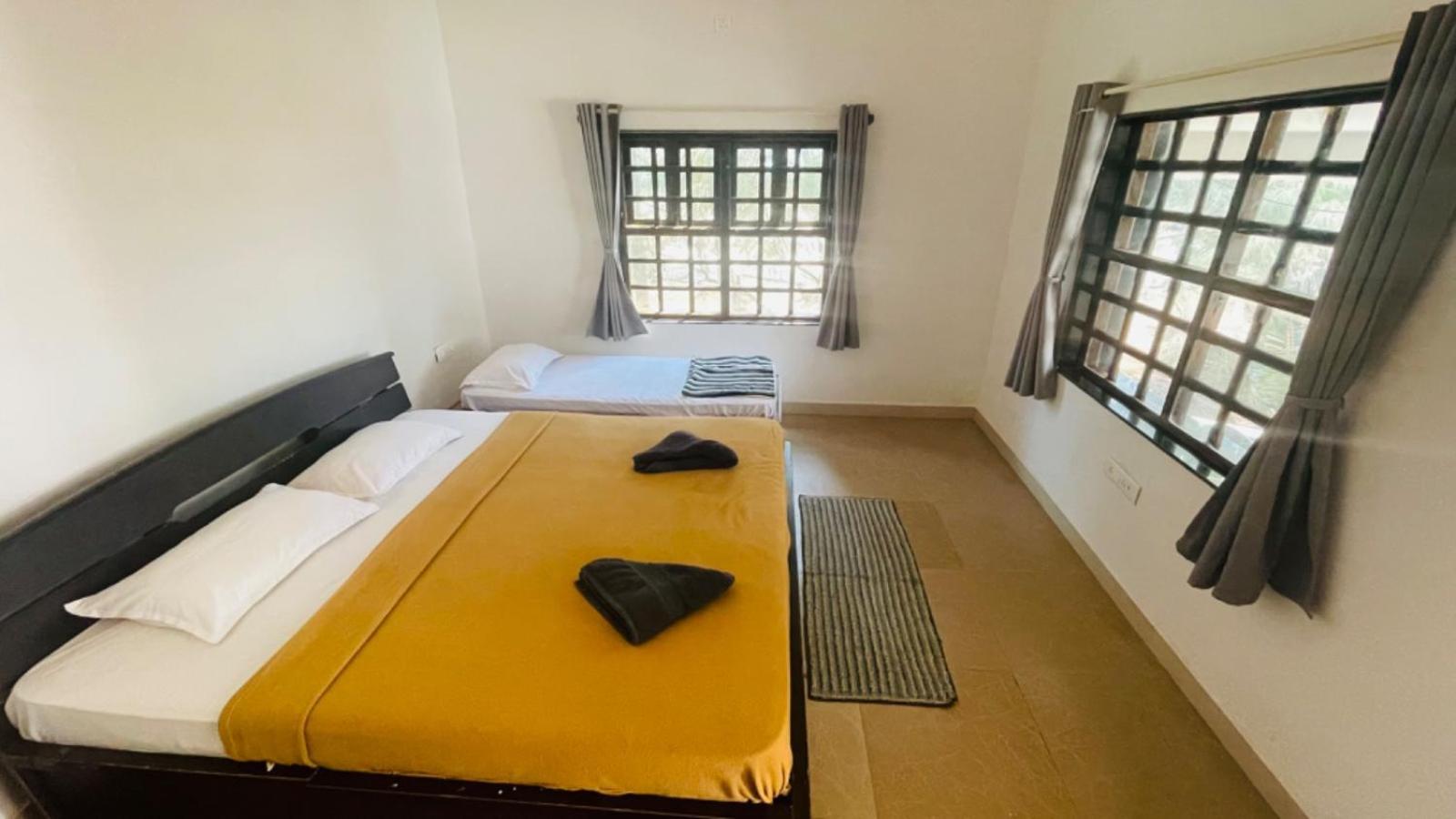 The Meraki Beach Resort Gokarna  Exteriör bild