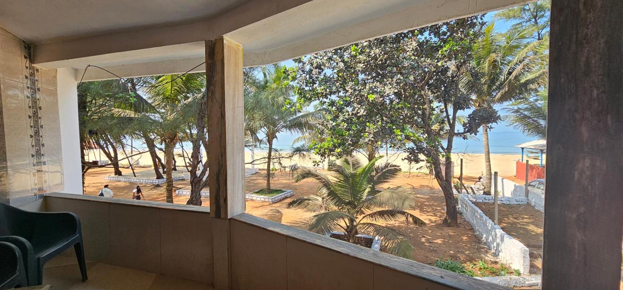 The Meraki Beach Resort Gokarna  Exteriör bild